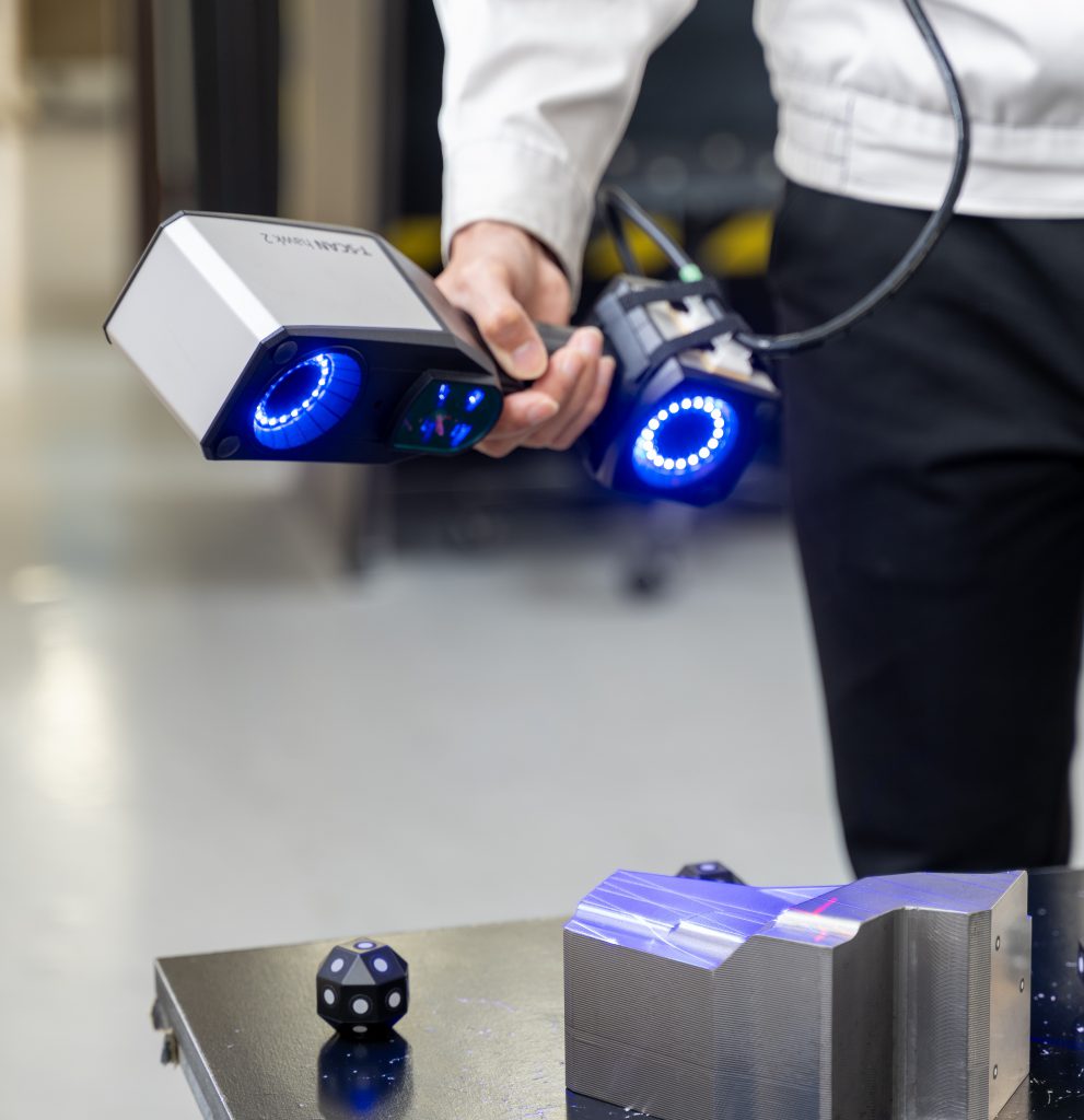 ハンドヘルド式非接触3Dスキャナー