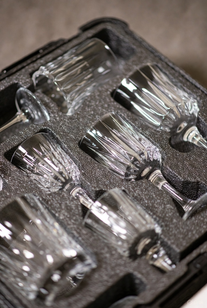 ワイングラス・ガラス製品・緩衝材・割れ物・壊れ物・破損防止・特注・オーダーメイド・カスタマイズ